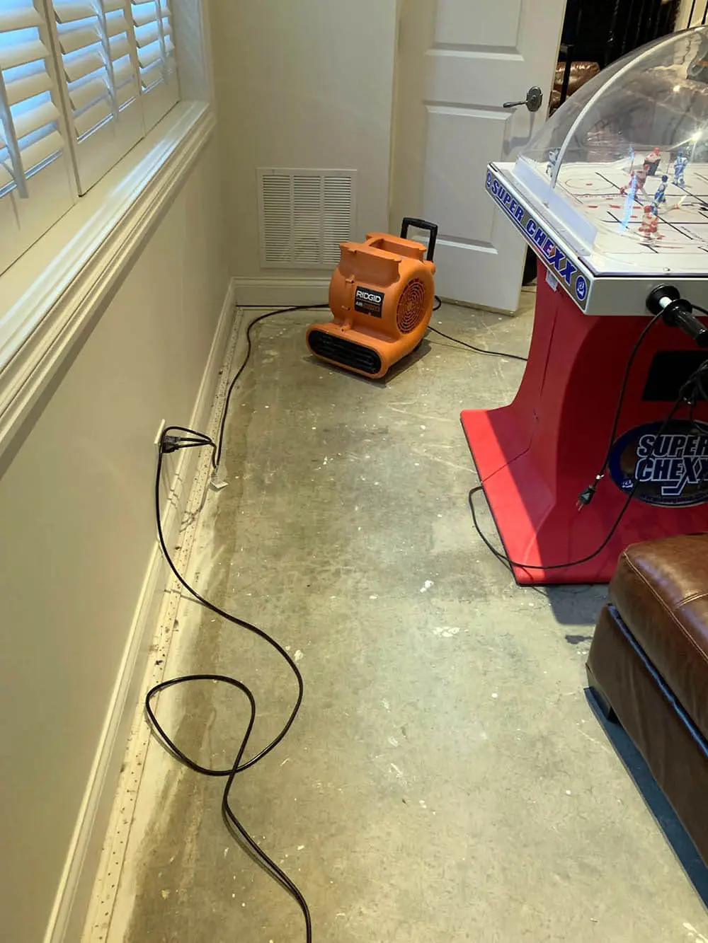 Superior Water Damage Cleanup Services Superior Water Damage Cleanup Services